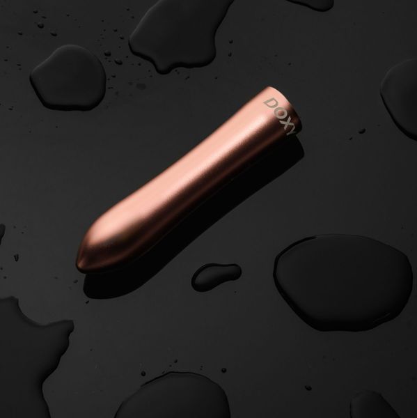 Потужна віброкуля DOXY ROSE GOLD у металевому кейсі, ультрагладенька, 7 режимів &mdash; міні-вібратор, фото | купити онлайн у Ass In Bath